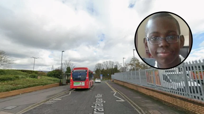 Teen e‑scooter rider dies in tram crash, family sues operator in Croydon 2026