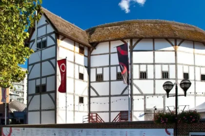 Watching a Play at Shakespeare’s Globe, Southwark