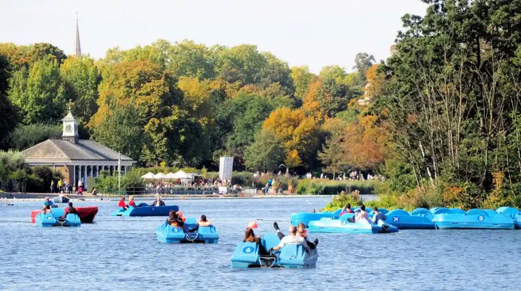 Best Hyde Park Walks, Serpentine Lake & Attractions – Hyde Park