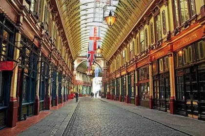 Leadenhall Market History: Roman Hub to Victorian Landmark, City of London