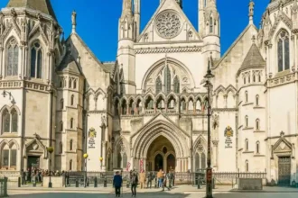 Palaces, Churches and Landmarks on The Strand, London