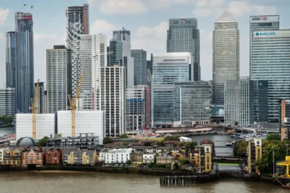Rise of Canary Wharf: Docklands to Financial Hub | Canary Wharf