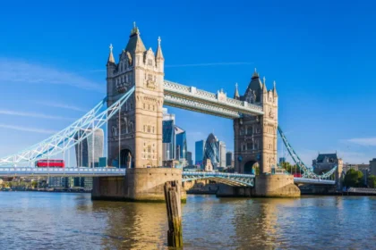 Tower Bridge History and Victorian Engineering – Tower Hamlets