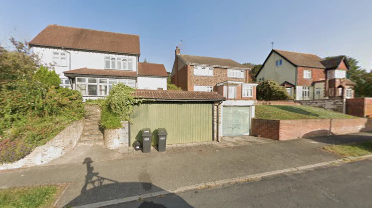 Coulsdon Flats Controversy Approved in Coulsdon 2026