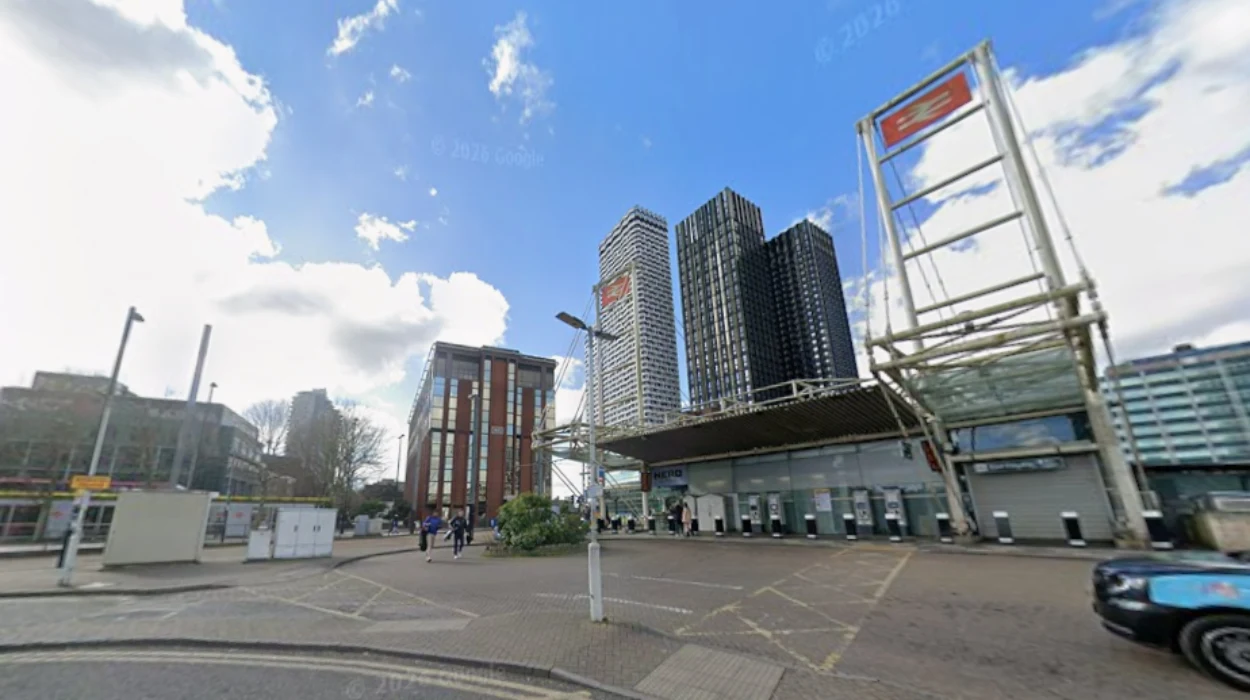 East Croydon Station Pedestrian Bridge to Complete by 2027