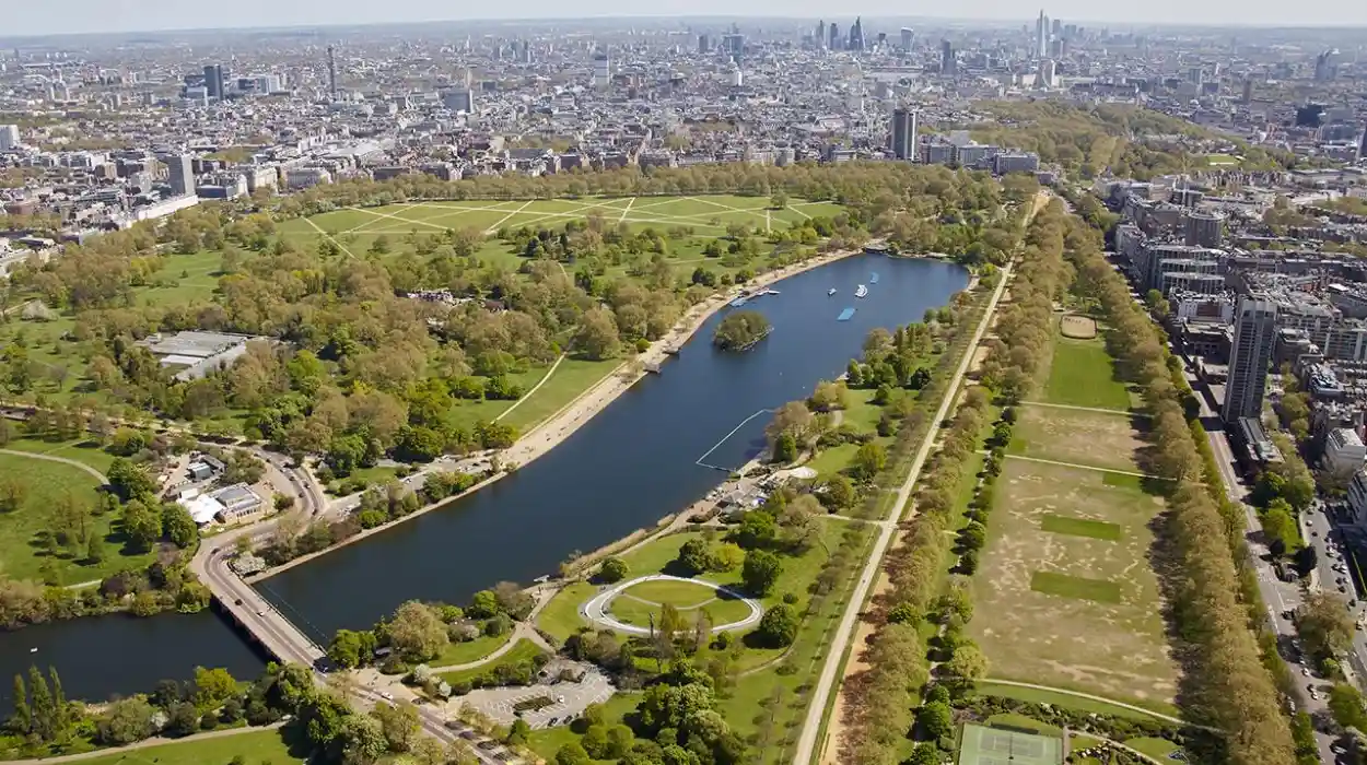 Free Public Spaces That Shaped London's History – Central London