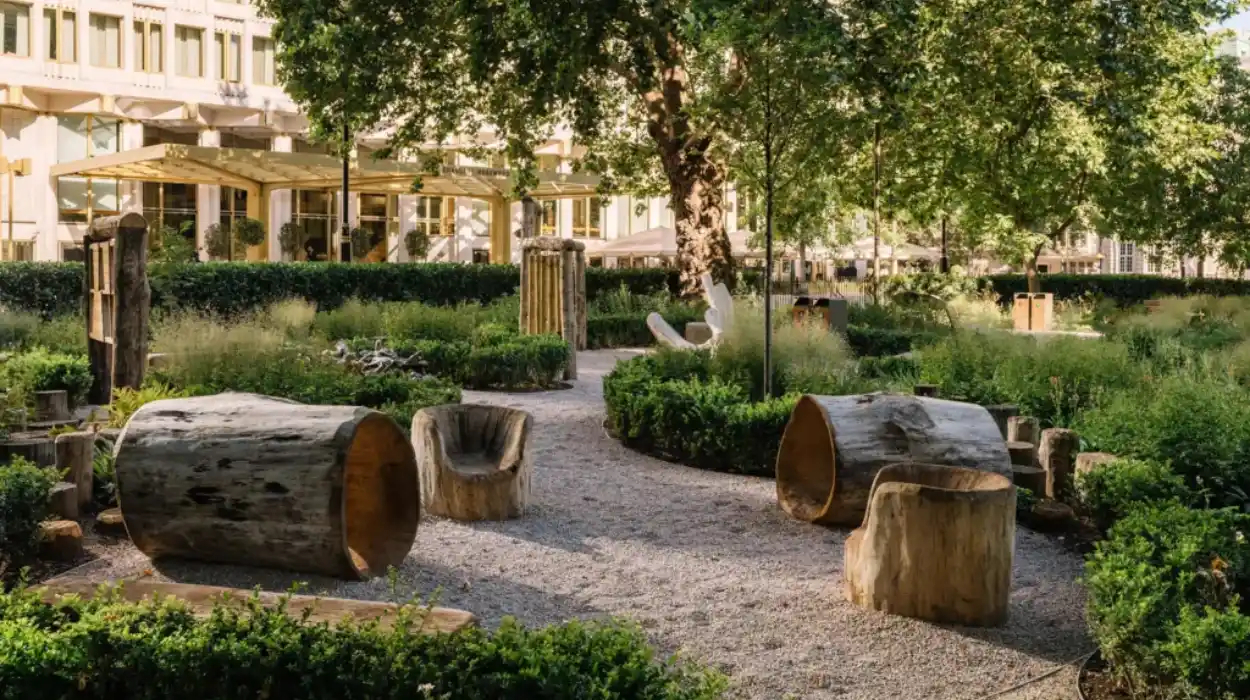 Grosvenor Square Reopens as Climate-Resilient Biodiverse Urban Haven, Mayfair 2026