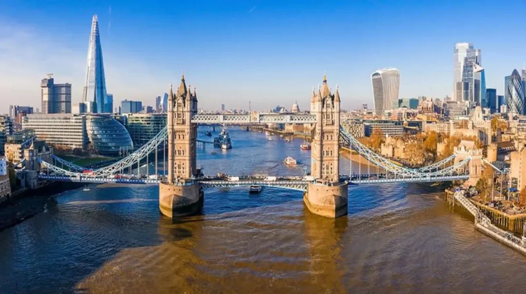 How London's Famous Bridges Shaped History Forever | London