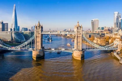 How London's Famous Bridges Shaped History Forever | London