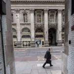 How London's Hidden Alleys Survived Through Centuries – City of London