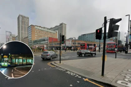 London Tram Reverse Trial in Croydon Town Centre 2026