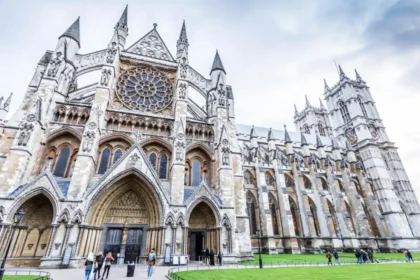 Londons Most Beautiful Historic Churches Guide – London