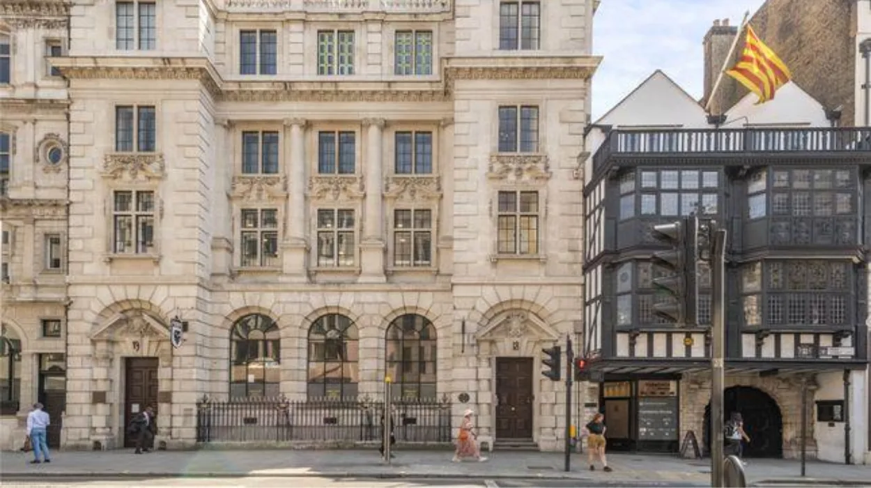 Origins of London's Historic Streets and Their Stories – City of London