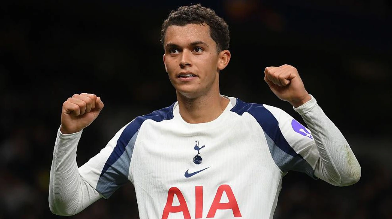Brennan Praises Winning Mentality After Arsenal U21 Rout, London 2026
