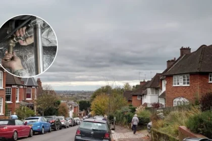 North London Burst Pipe Leaves Thousands Without Water Muswell Hill 2026