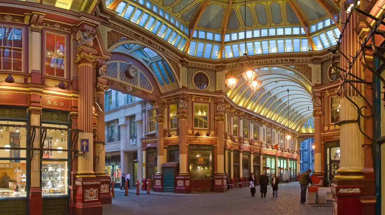 The Evolution of Londons Market Culture From Medieval Trading to Modern Tourism