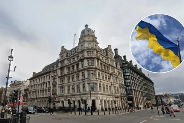 UK and Moldova Parliaments Light Up for Ukraine, London 2026
