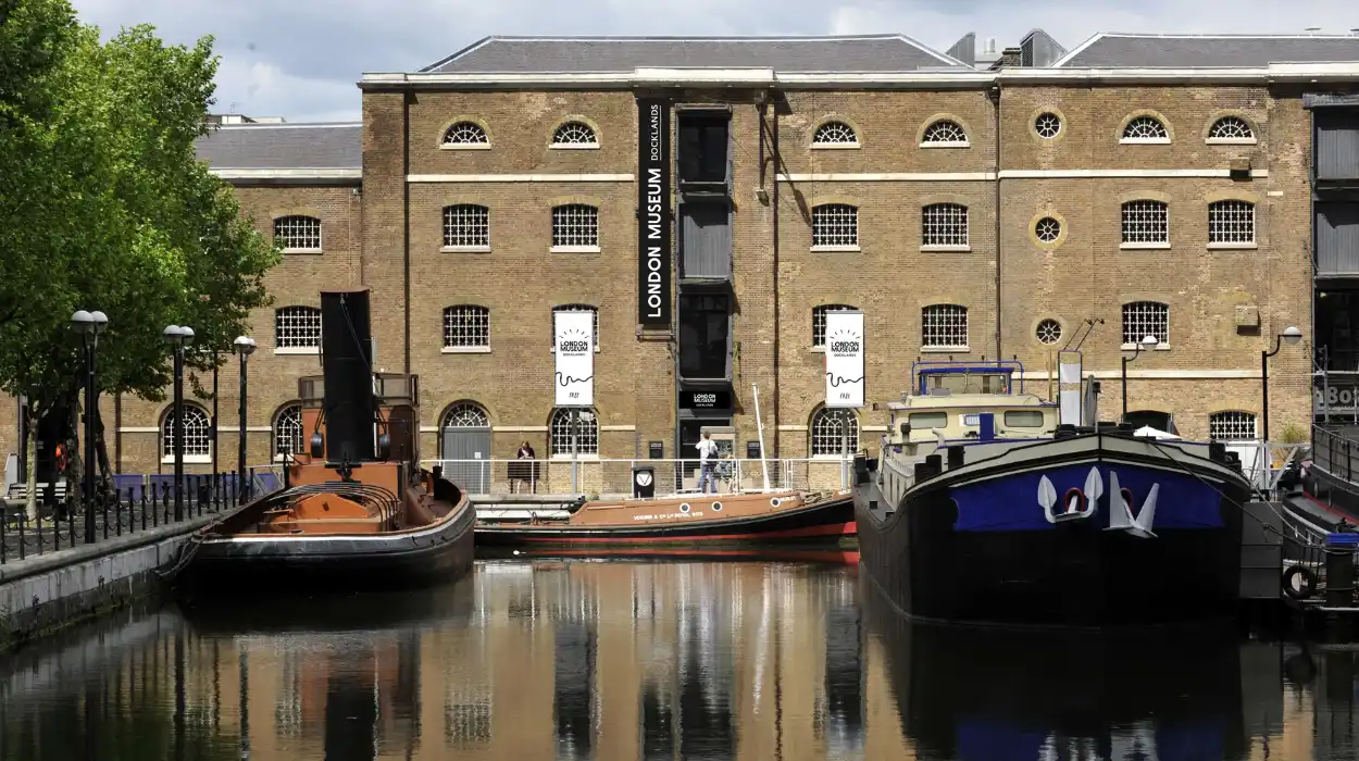 Best Historic Attractions Beyond Skyscrapers in Canary Wharf