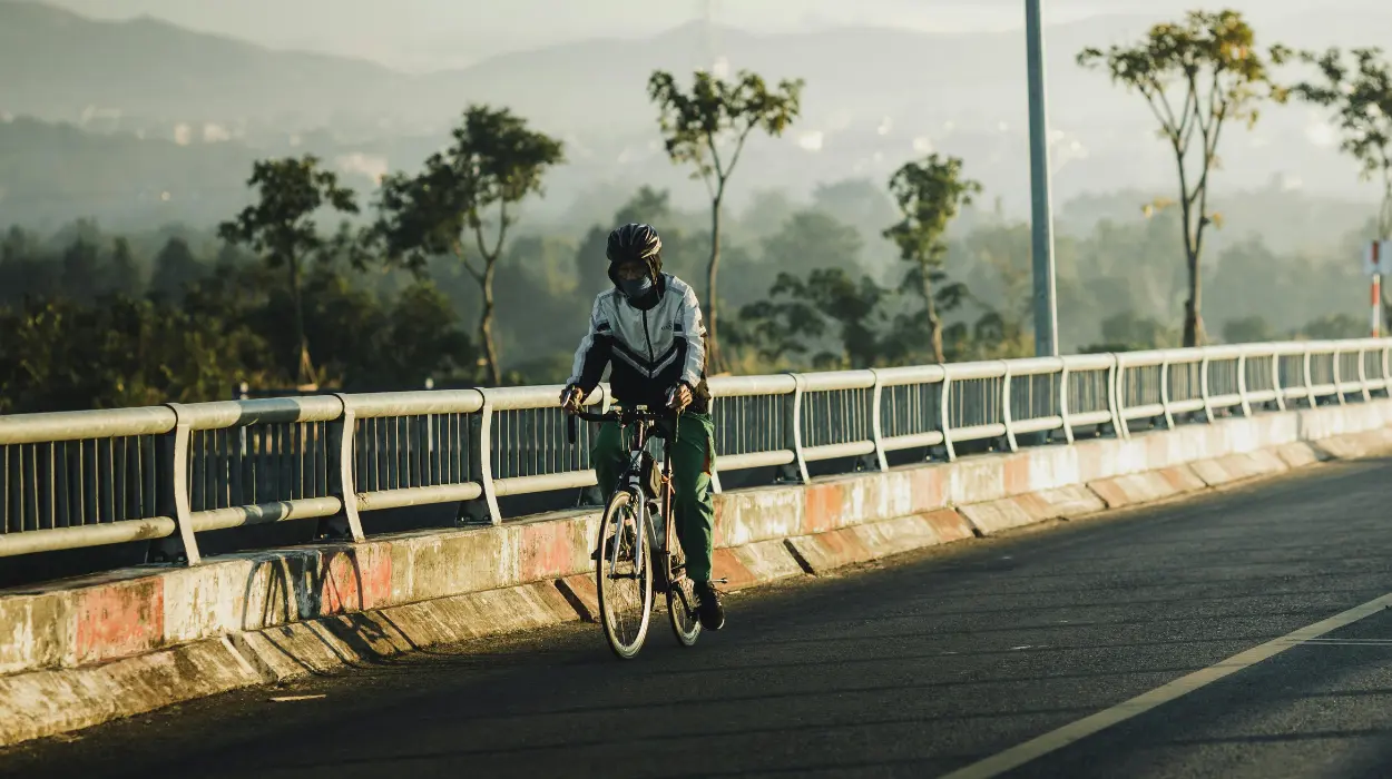 British Gardener Cycles from London to Jerusalem in Willesden 2026